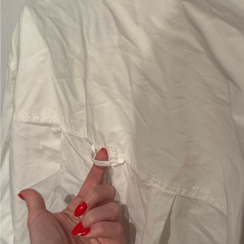 White Button Down Collared Long Sleeve Blouse - image 6